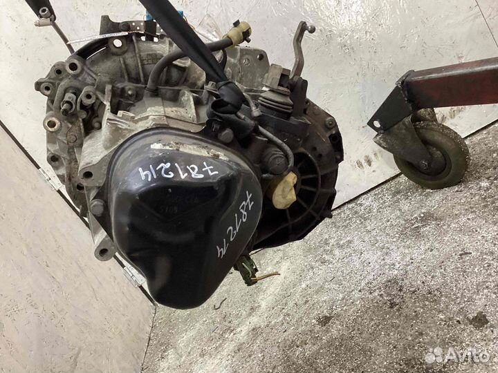 МКПП (механическая коробка переключения передач) R