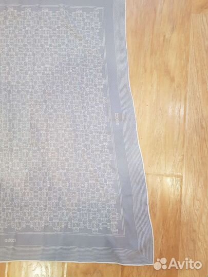 Платок gucci оригинал,натуральный шелк