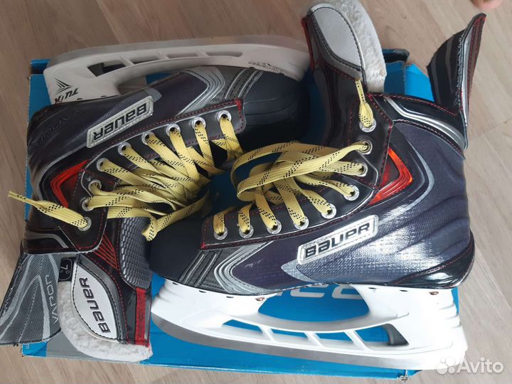 Хоккейные коньки Bauer Vapor x 30