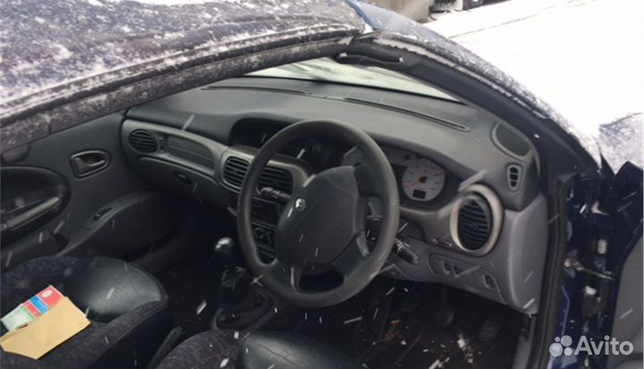 Разбор на запчасти Renault Megane