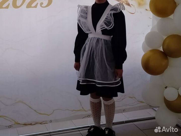 Платье и фартук на выпускной