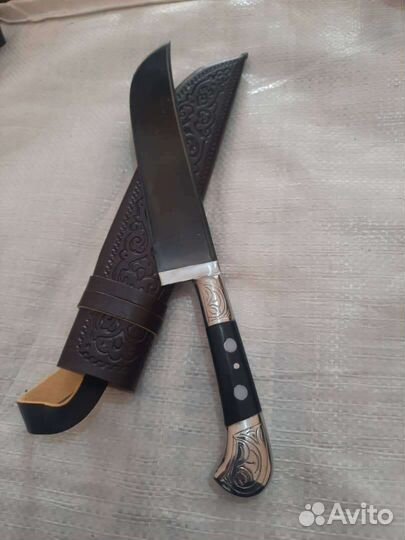 Национальный узбекский нож-пчак