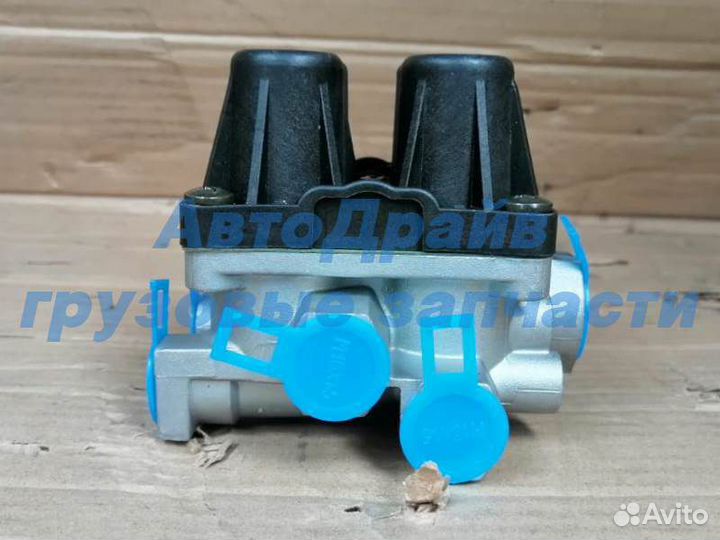 Кран четырехконтурный Вольво фш