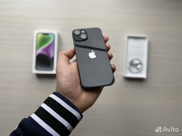 iPhone 14, 256 ГБ