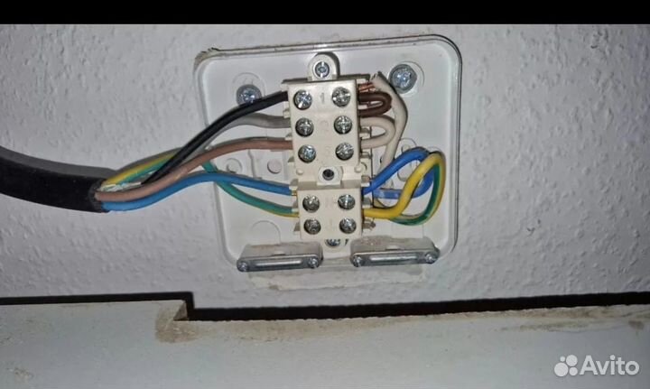 Электрик Услуги электрика Мастер на час Опыт