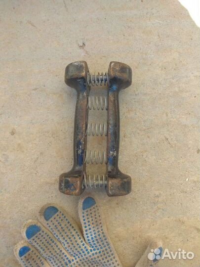 Эспандер для прокачки кисти рук. Советский