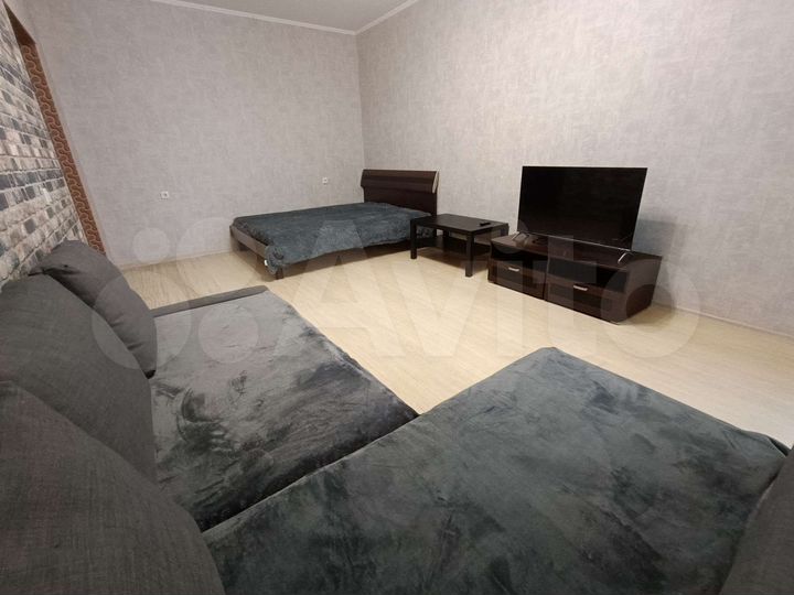 2-к. квартира, 65 м², 5/16 эт.