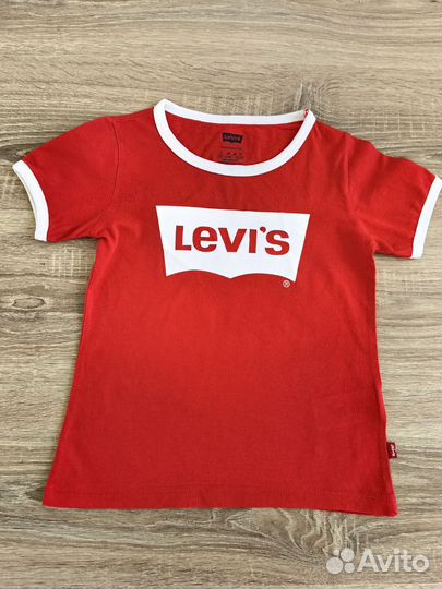 Футболки на девочку Levi's 116-122