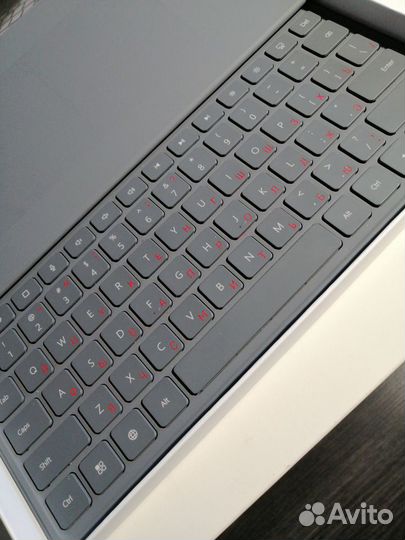 Чехол-клавиатура для Huawei Mediapad M6 10.8