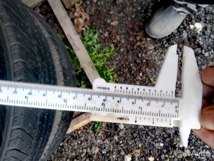 Kumho Road Venture ST KL11 235/70 R16