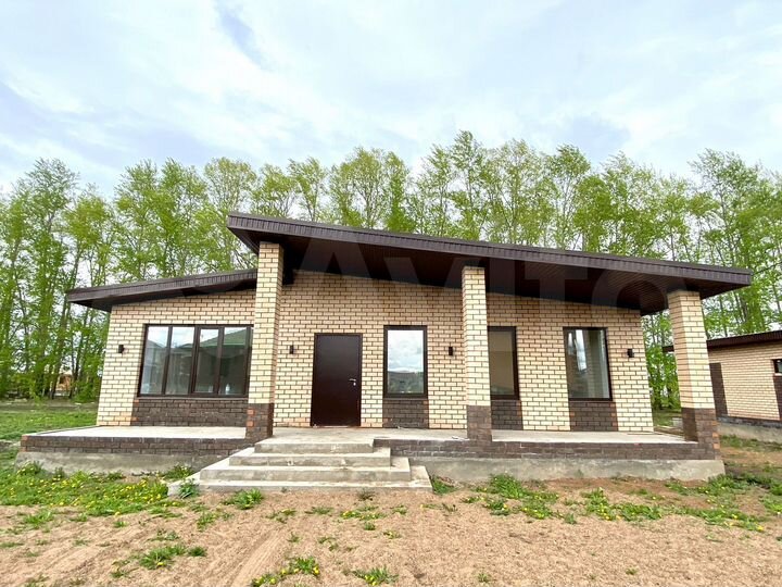 Коттедж 100 м² на участке 6,3 сот.