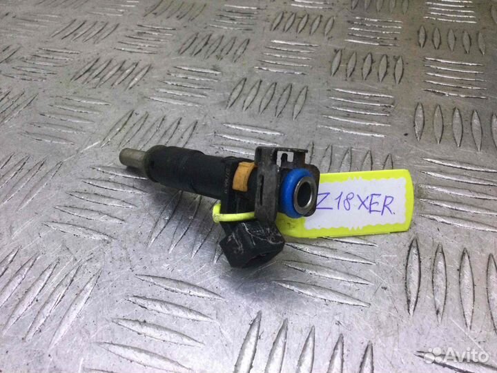 Форсунка Опель Астра 55353806; 5817429; 93185686 Z