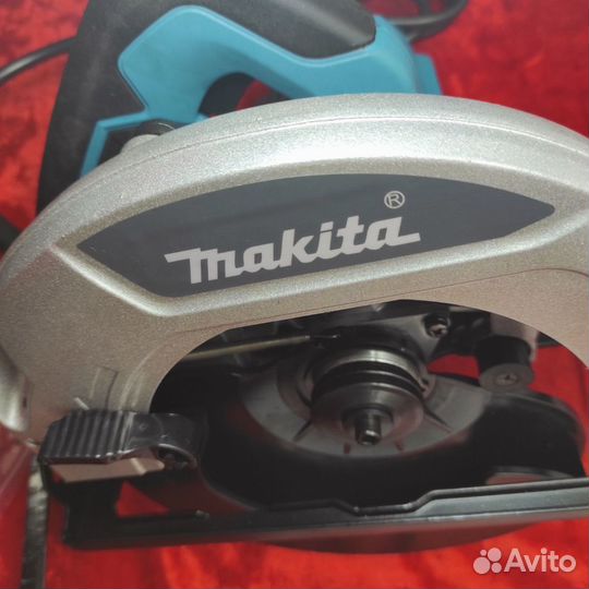 Циркулярная пила Makita