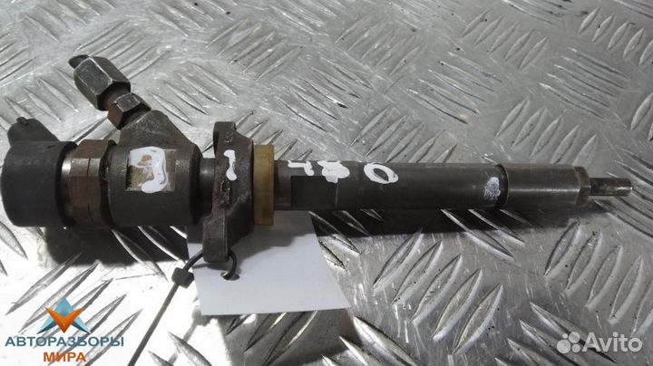 Форсунка Peugeot 307 рест. 2007 0445110239