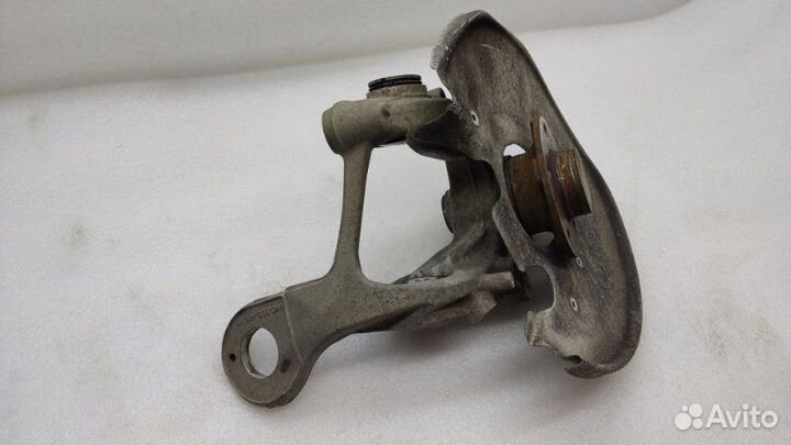 Кулак поворотный задний правый Audi A4 B8 cdha