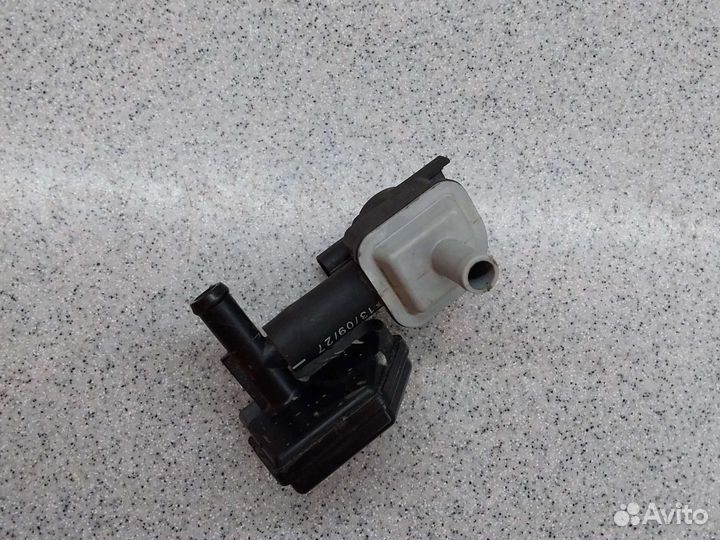 Электро магнитный клапан Mazda 1362007230