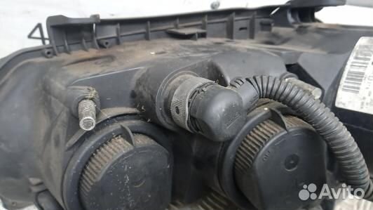 Фара правая alfa romeo 159 1 (8BL16MU01)