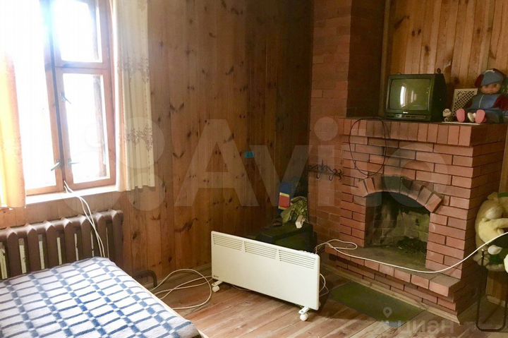 Дом 250 м² на участке 15 сот.