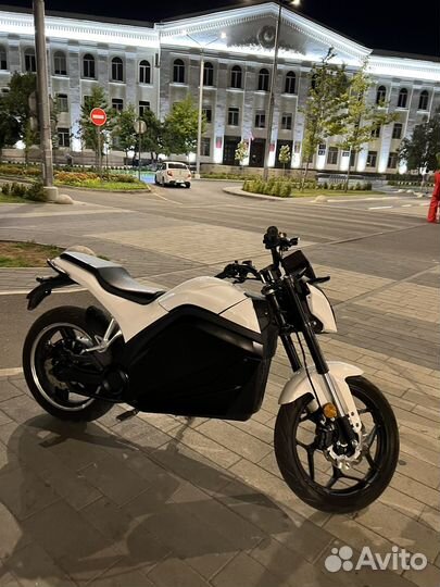 Электромотоцикл Simargl V5