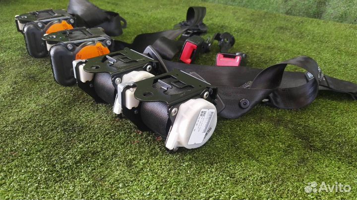 Ремни безопасности Комплектом Audi A1 caxa 2011