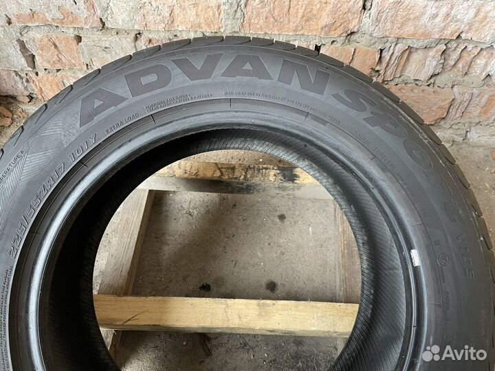Yokohama Advan Sport V105 225/55 R17
