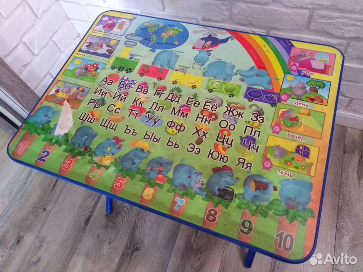 Столик детским отдам