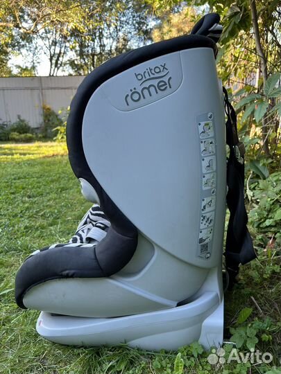 Автокресло Britax Romer Trifix SMART Zebra