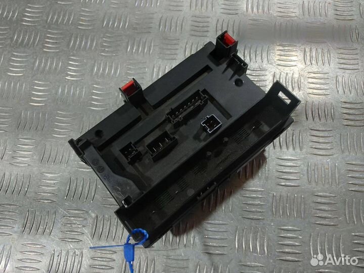 Блок предохранителей Mercedes-Benz S-Класс W221