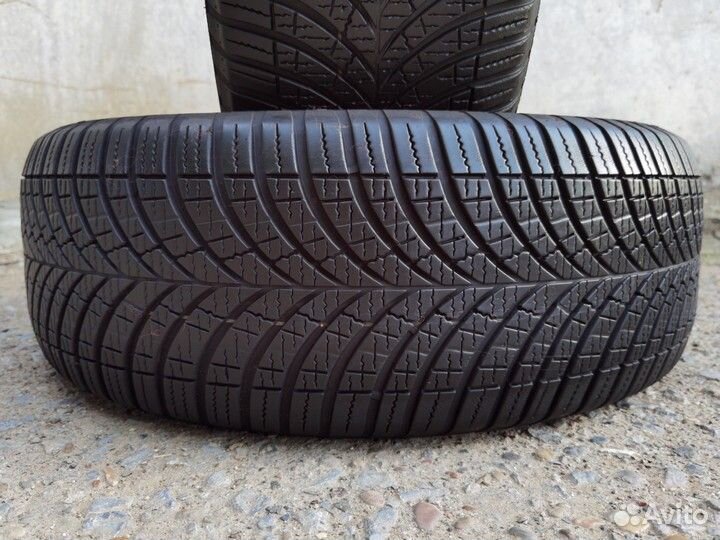Goodyear Vector 4Seasons Gen-3 225/55 R18 102V