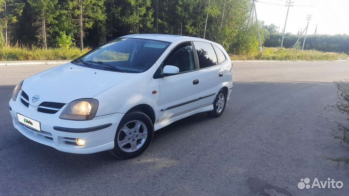 Nissan Almera Tino 1 8 РњРў 2001