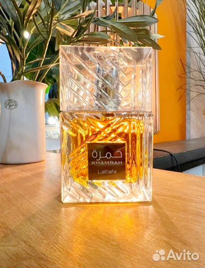 Khamrah Lattafa 100мл