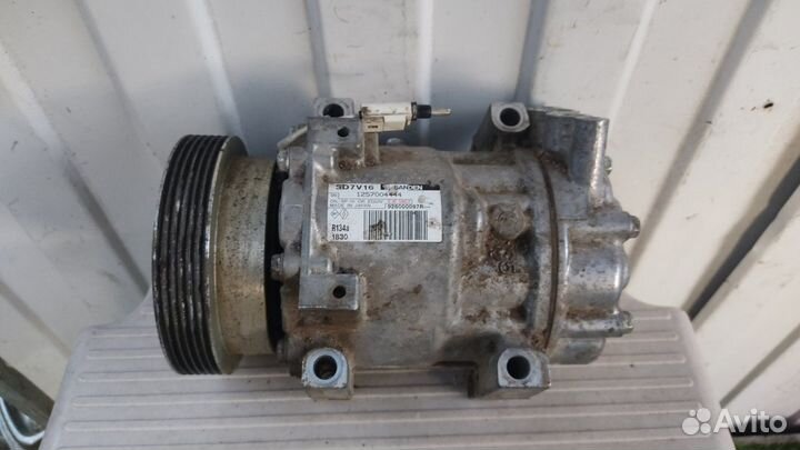 Компрессор кондиционера LADA Largus