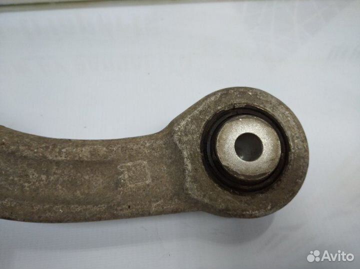 Рычаг подвески верхний задний левый Audi Q7 2 4MB