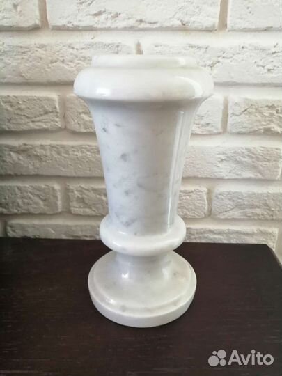 Ваза мрамор