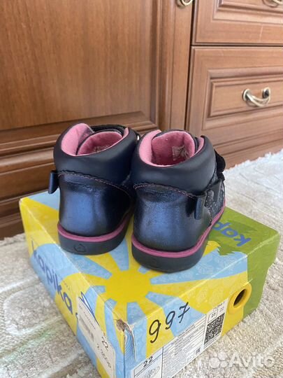 Ботинки демисезонные для девочки 22 размер