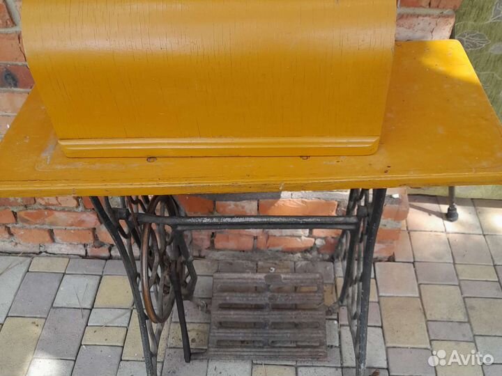 Швейная машинка