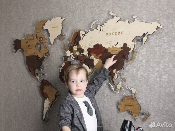 Карта мира из дерева на стену