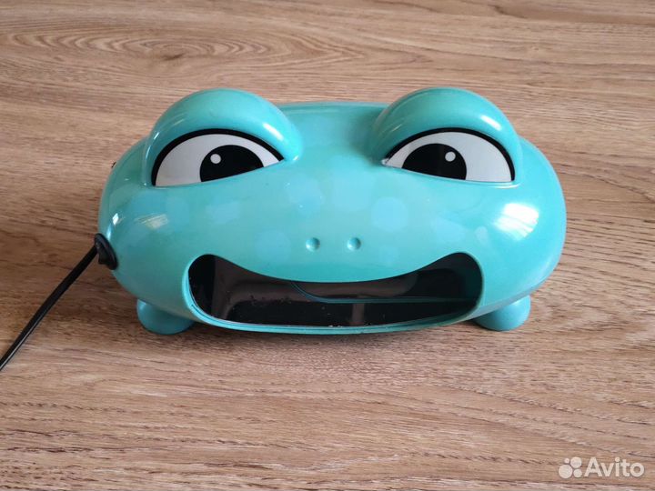 Лампа для сушки ногтей