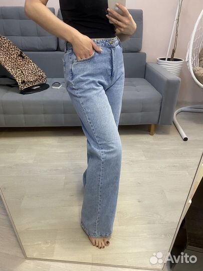 Джинсы широкие