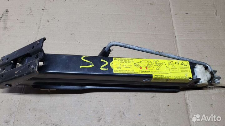 Домкрат для мерседеса GL164