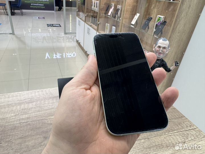 iPhone 15, 256 ГБ
