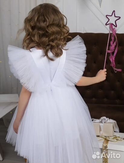 Платье праздничное