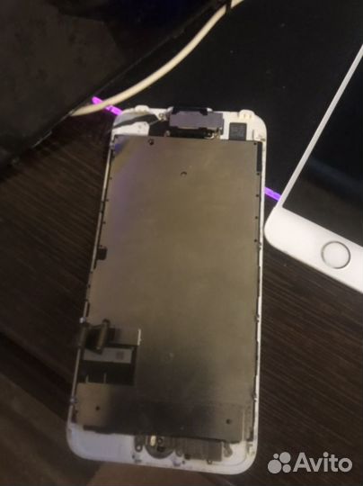 Коробка айфонов