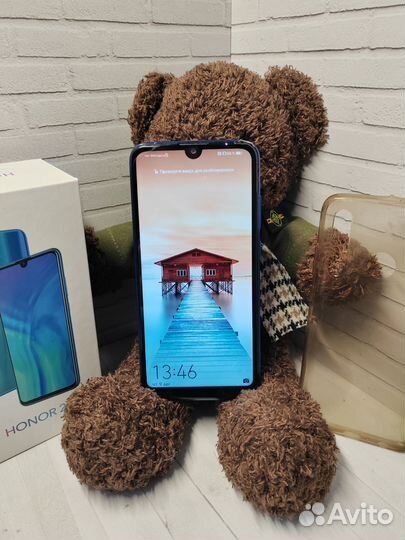 HONOR 20e, 4/64 ГБ