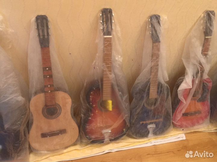 Гитара классическая, массив