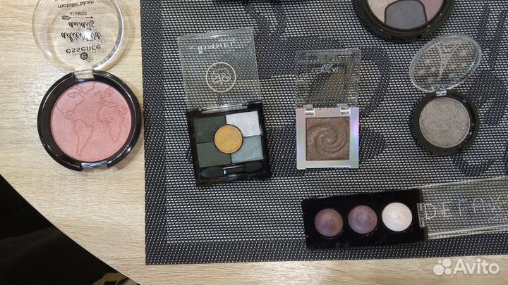 Набор косметики пакетом