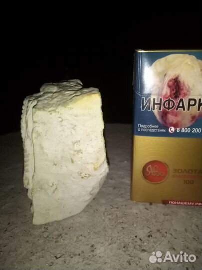 Фигурка древнего космонавта