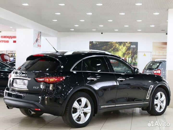 Infiniti FX37 3.7 AT, 2010, 180 000 км