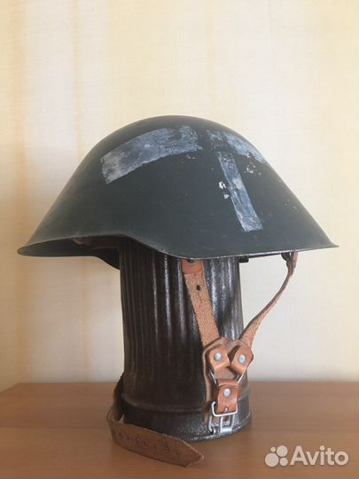 Каска немецкая медик гдр nva германия