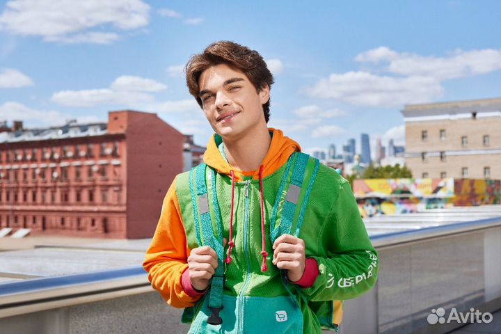 Требуется пеший курьер